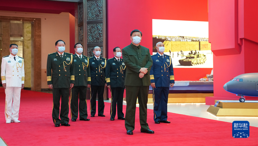 Си Цзиньпин подчеркнул важность неустанных усилий для достижения поставленных к 100-летию НОАК целей