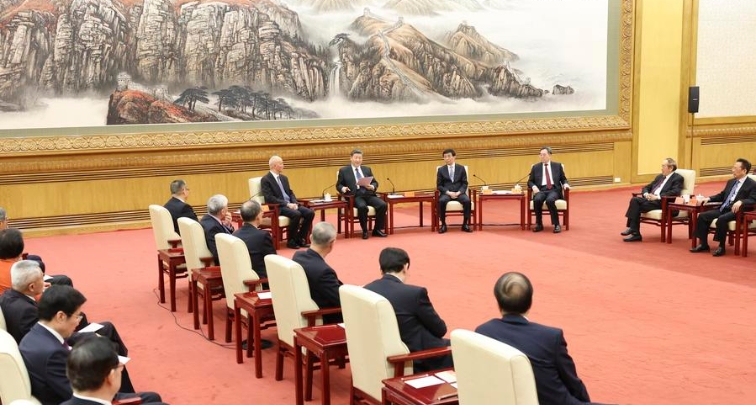 Си Цзиньпин поздравил представителей демократических партий и беспартийных деятелей с наступающим праздником Весны